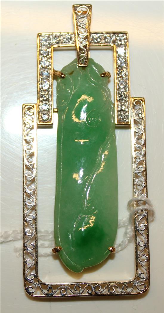 18ct gold, jade and diamond pendant